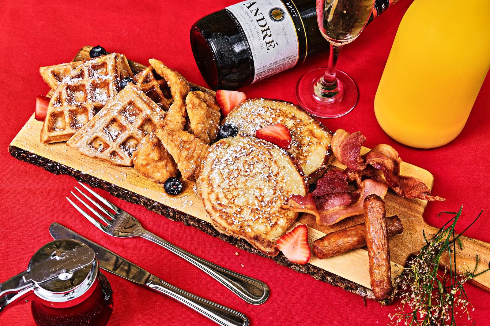 Pancakes with Fruit and Meat